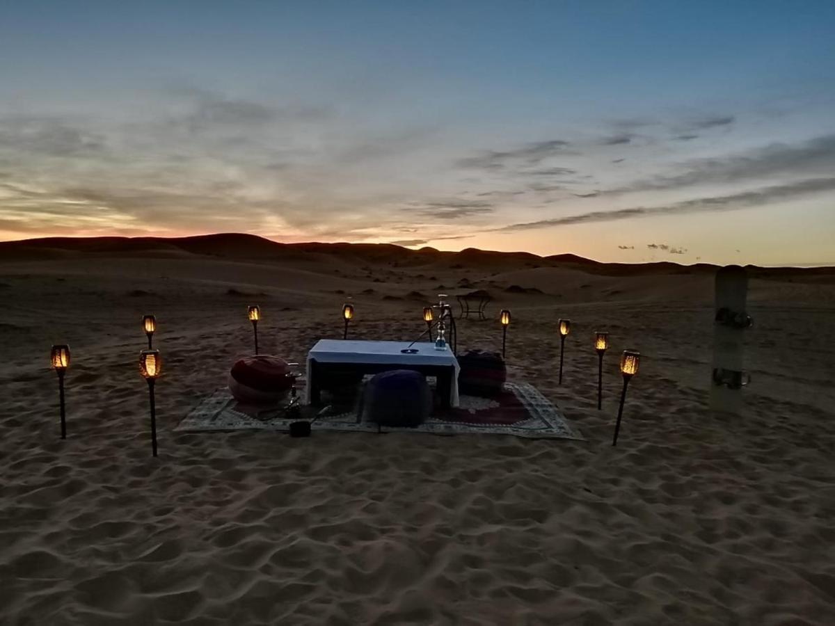Akabar Luxury Desert Camp เมอร์ซูกา ภายนอก รูปภาพ