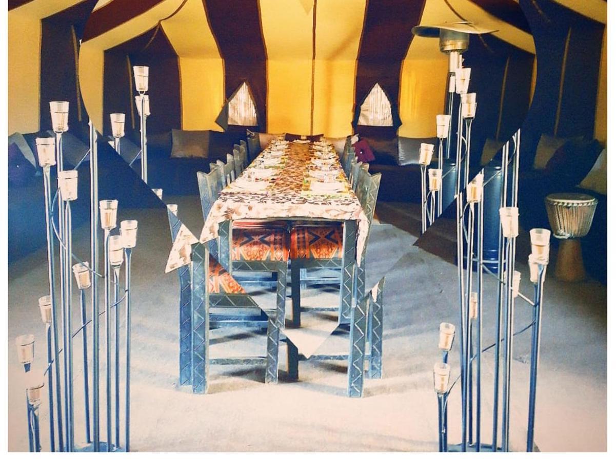 Akabar Luxury Desert Camp เมอร์ซูกา ภายนอก รูปภาพ